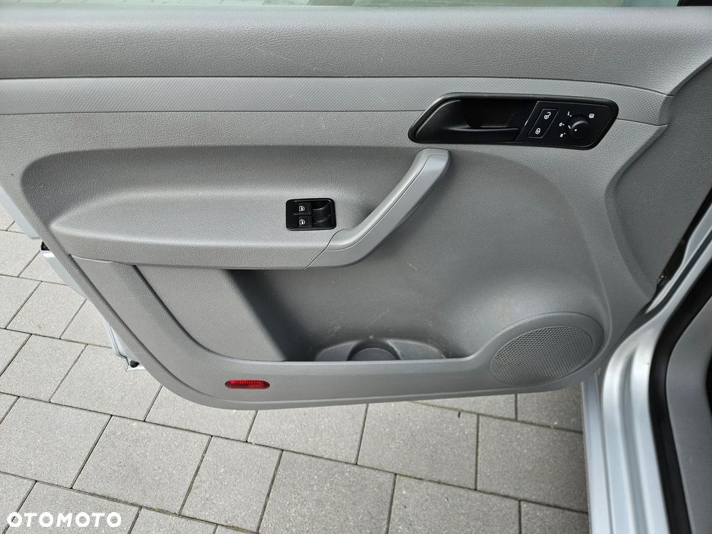 Volkswagen CADDY - 7