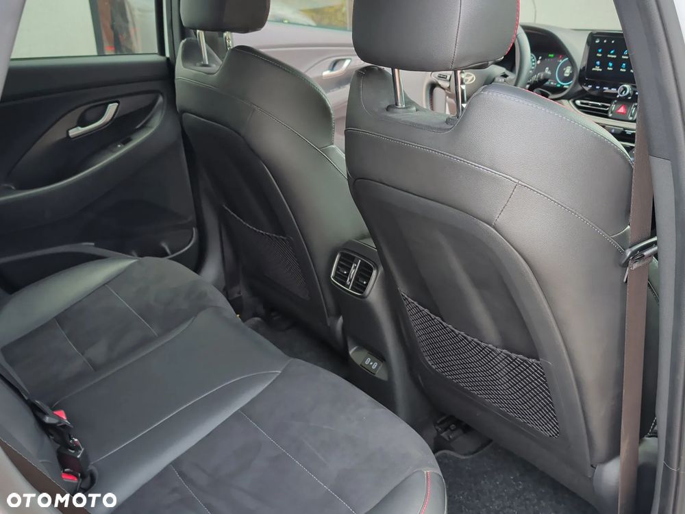 Hyundai i30 - 24