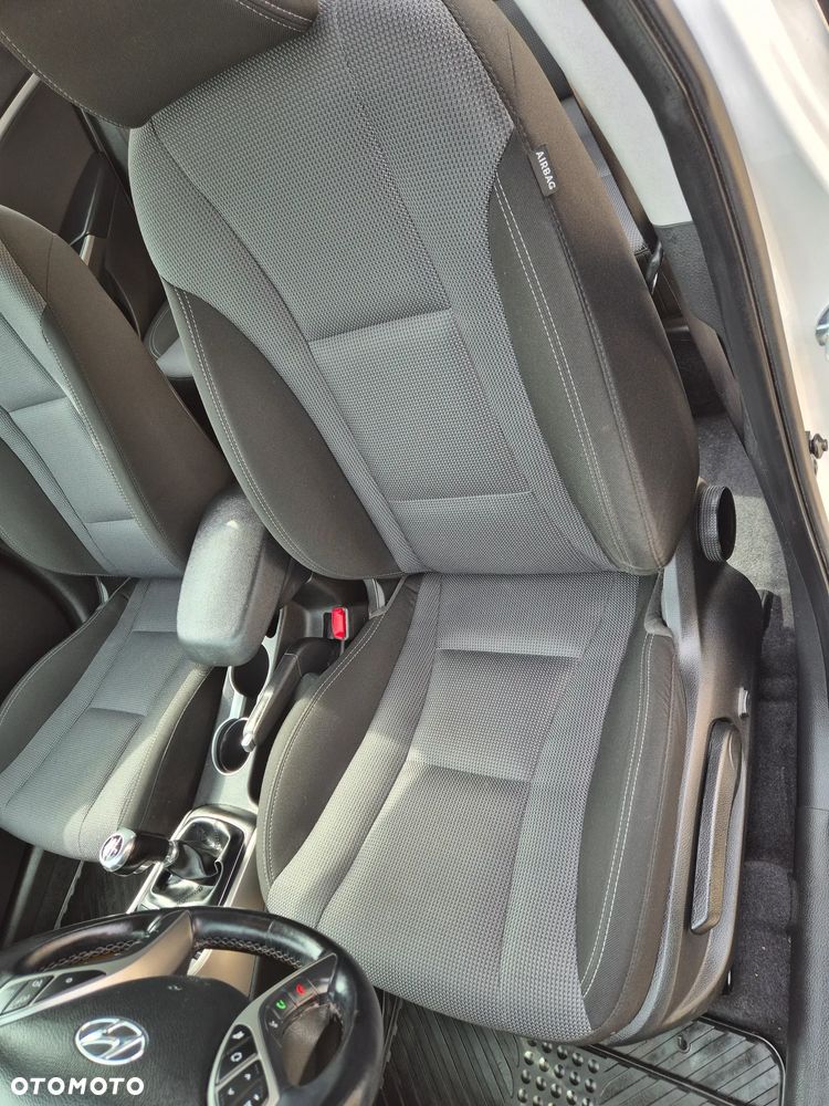 Hyundai i30 1.6 CRDi Comfort - 12