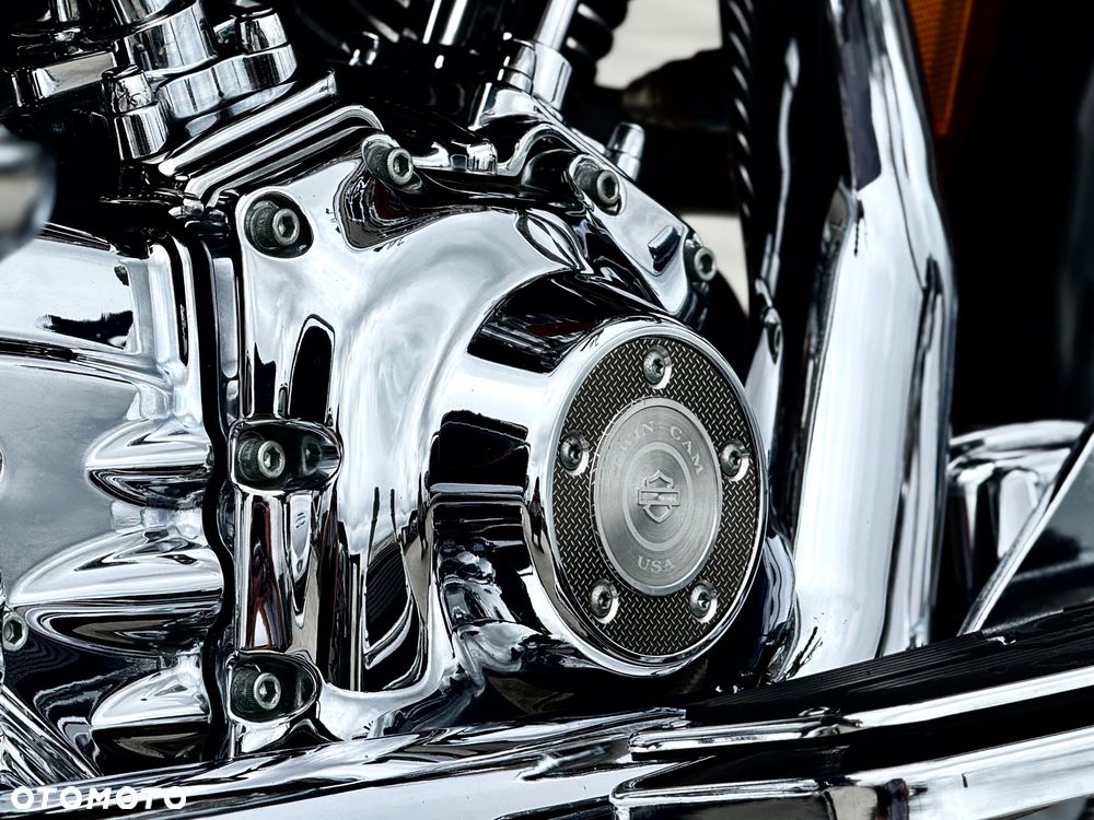 Harley-Davidson Touring Road King - 13