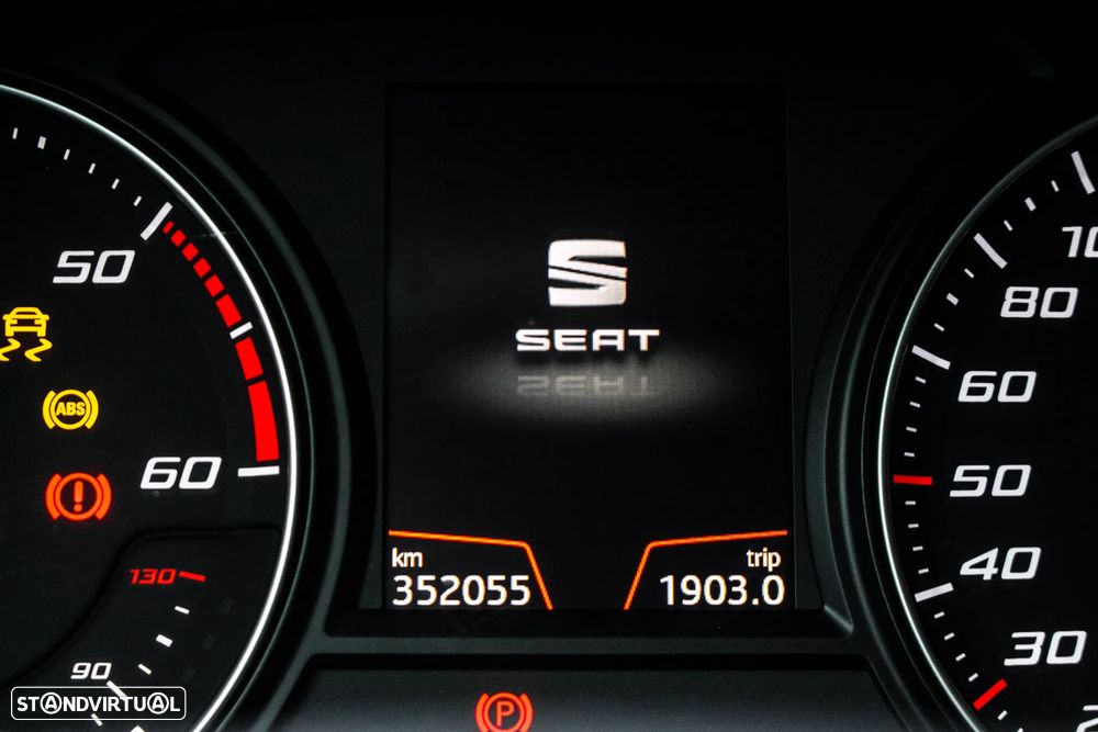 SEAT Leon ST 1.6 TDI Reference S/S - 17