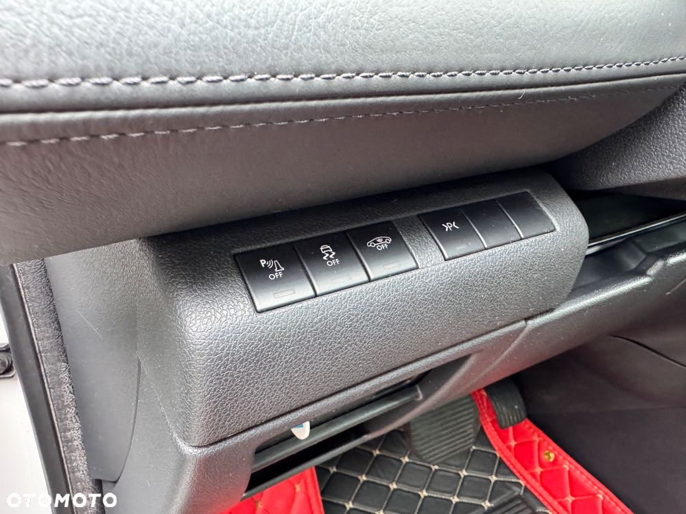 Peugeot 3008 155 THP Automatik Platinum - 24