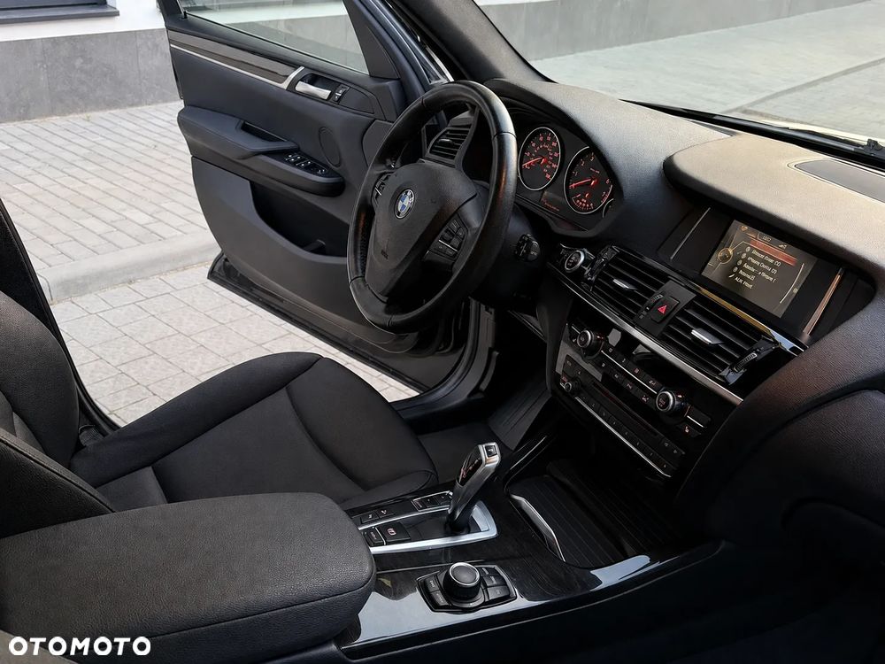 BMW X3 xDrive28i Sport-Aut xLine - 11