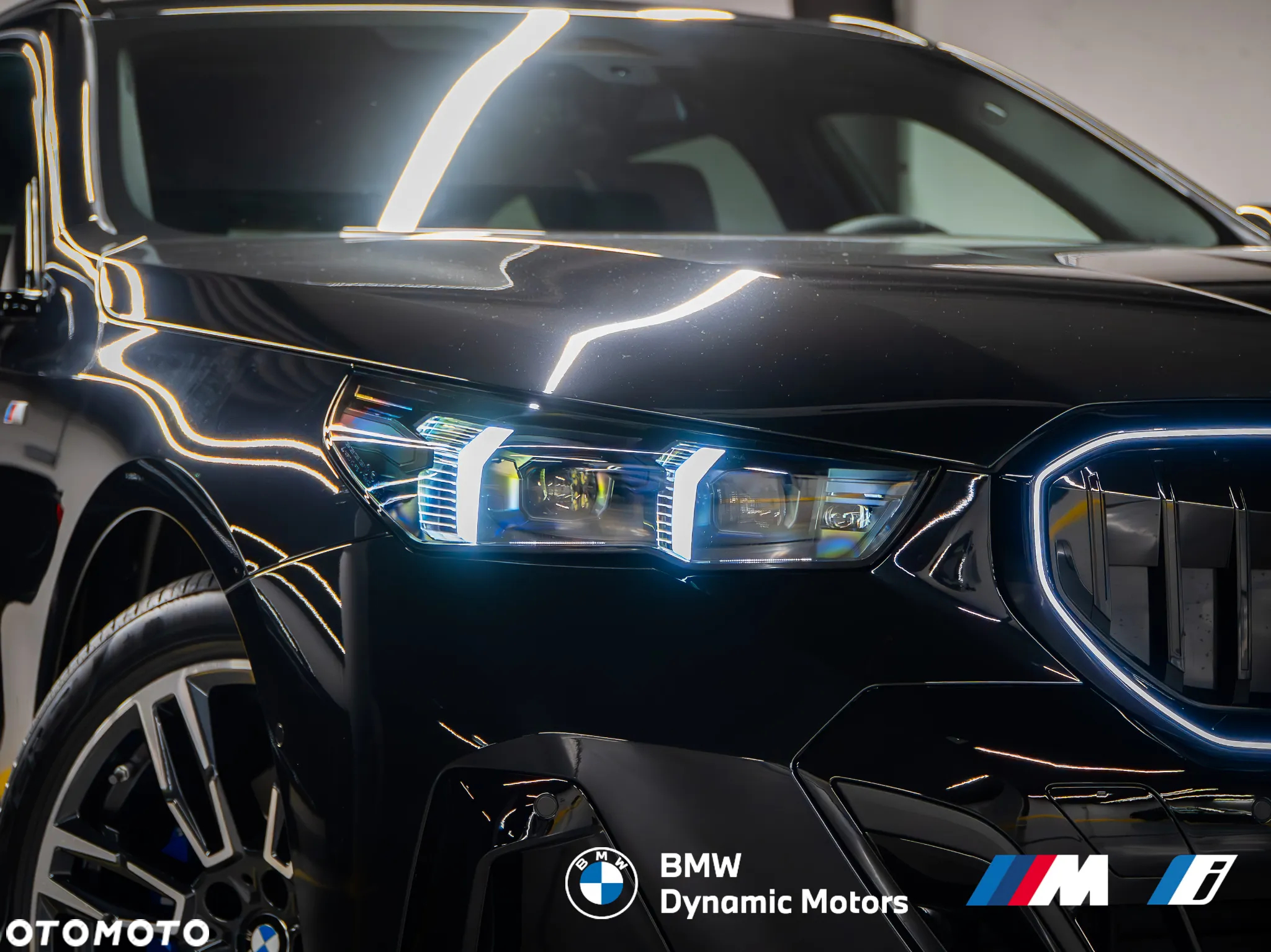 BMW Seria 5 520d xDrive Touring - 8