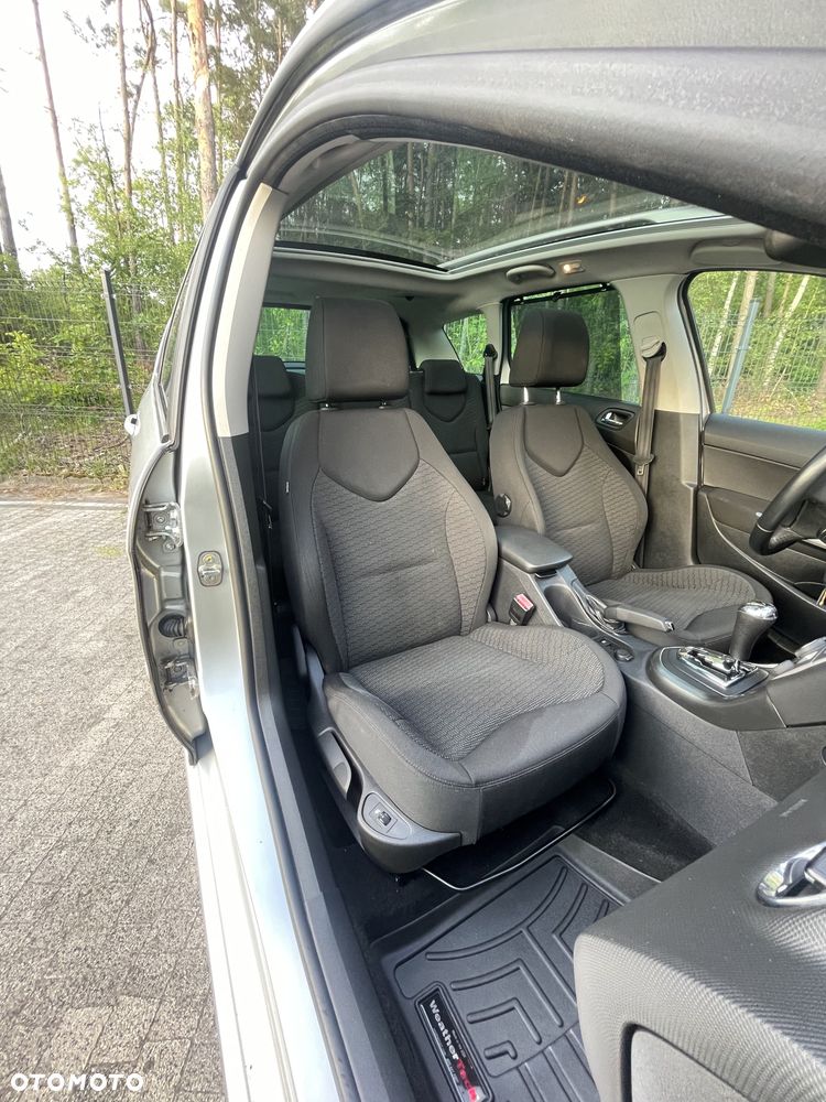 Peugeot 308 120 VTi Automatik Premium - 19