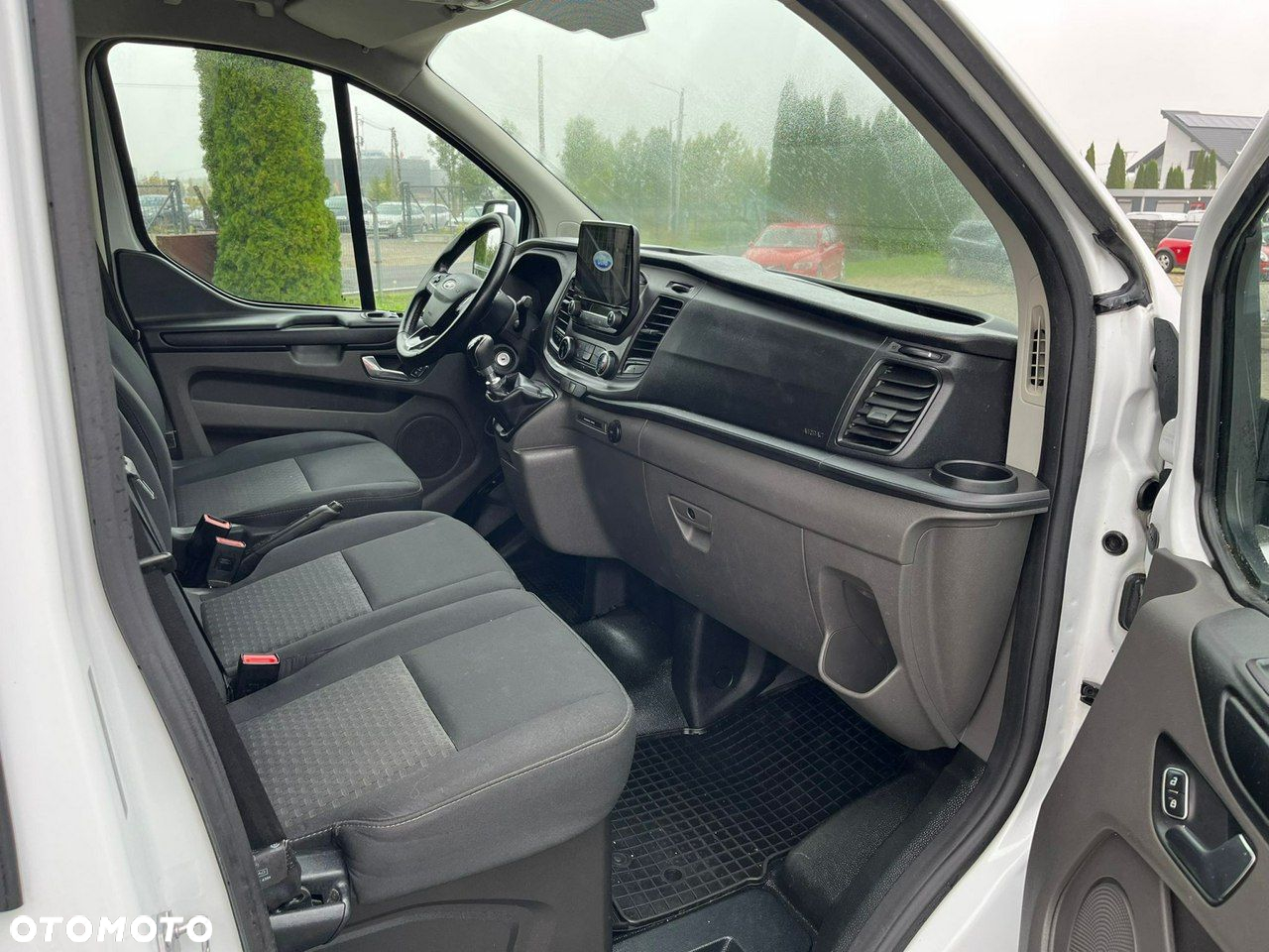 Ford Transit Custom - 12