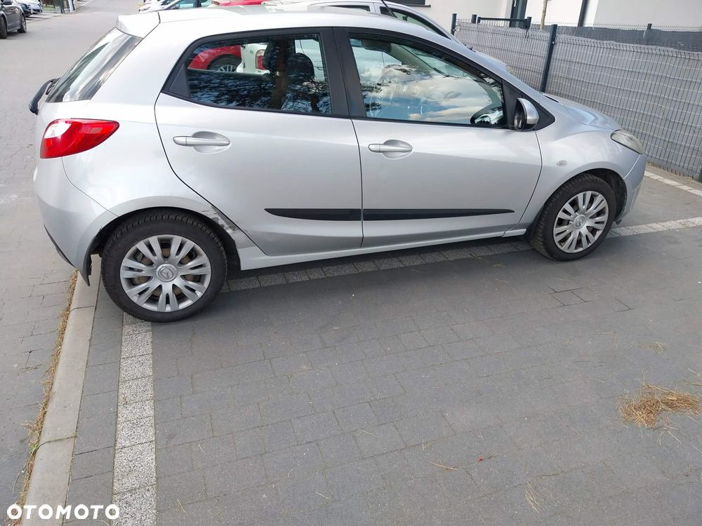 Mazda 2 1.3 Exclusive - 5