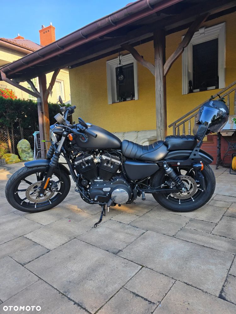 Harley-Davidson Sportster Iron 883 - 17