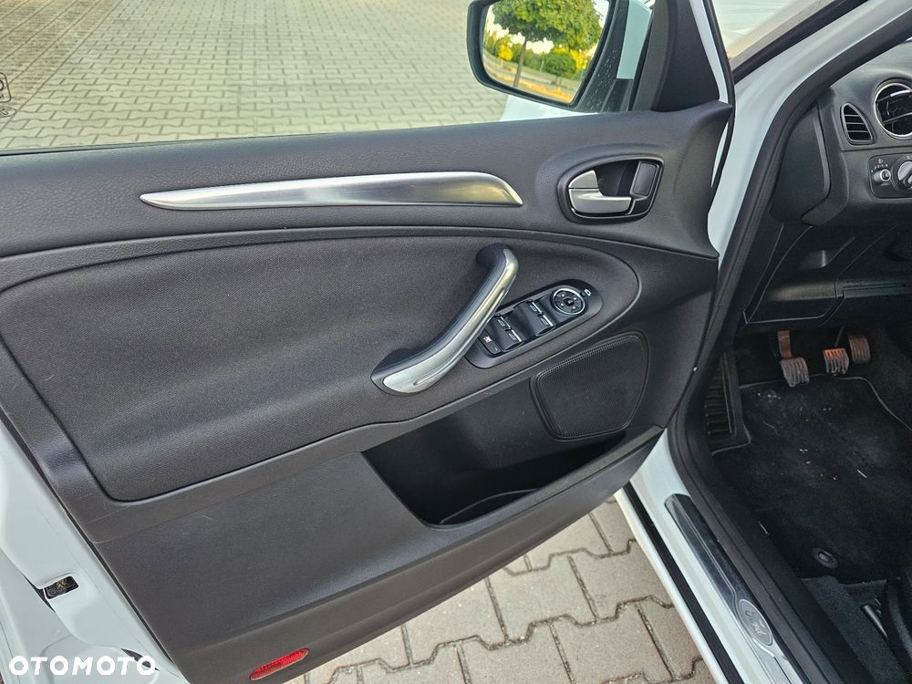 Ford S-Max 2.0 TDCi Titanium - 25