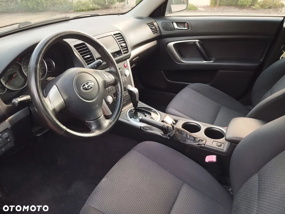 Subaru Outback - 19