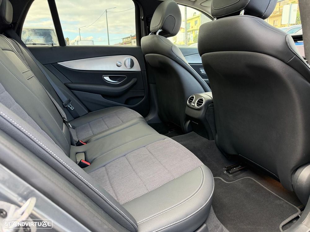 Mercedes-Benz E 300 de Avantgarde - 15