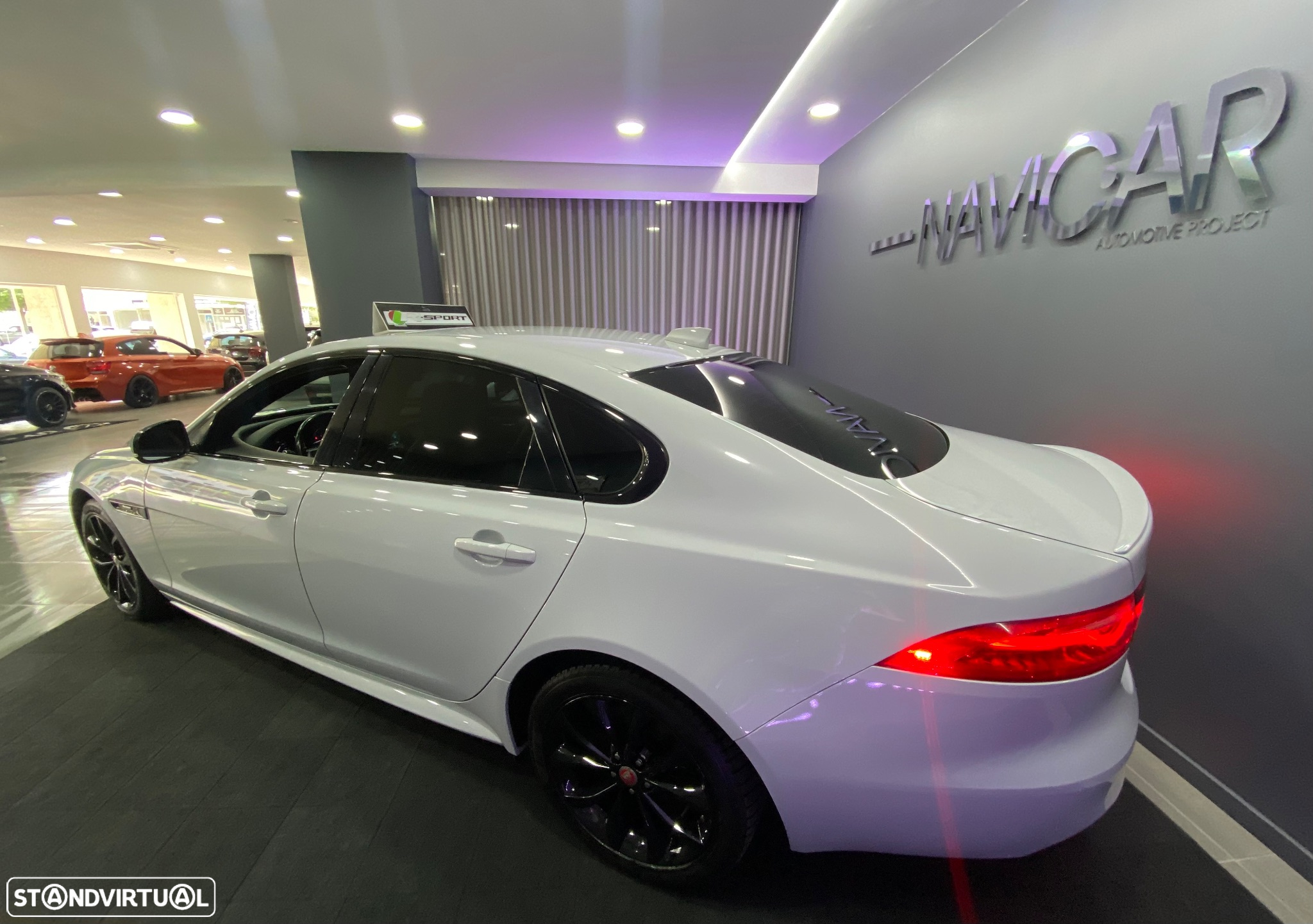 Jaguar XF 20d Aut. R-Sport - 9