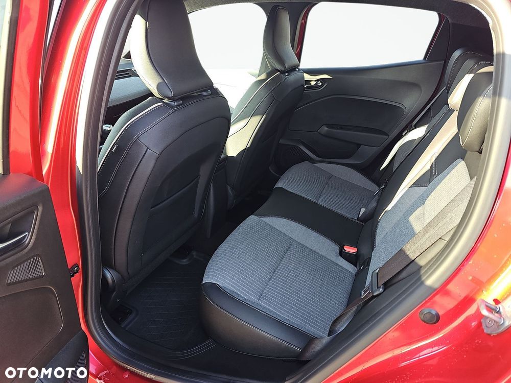 Renault Clio 1.0 TCe Techno - 13