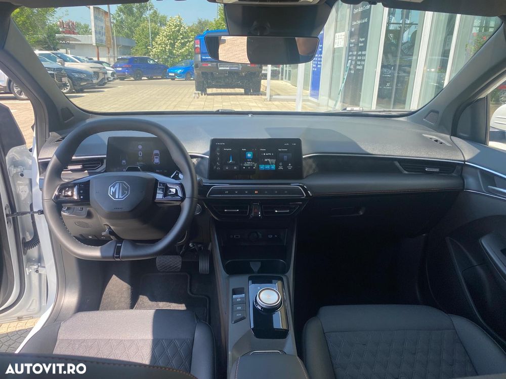 MG MG3 1.5 GDI HEV Exclusive - 8