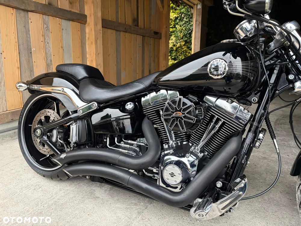 Harley-Davidson FXSB Breakout - 7