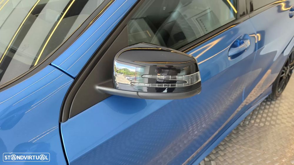 Mercedes-Benz A 180 d AMG Line - 32