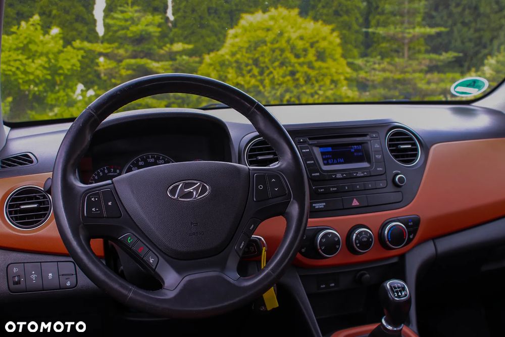 Hyundai i10 1.2 YES Gold - 31