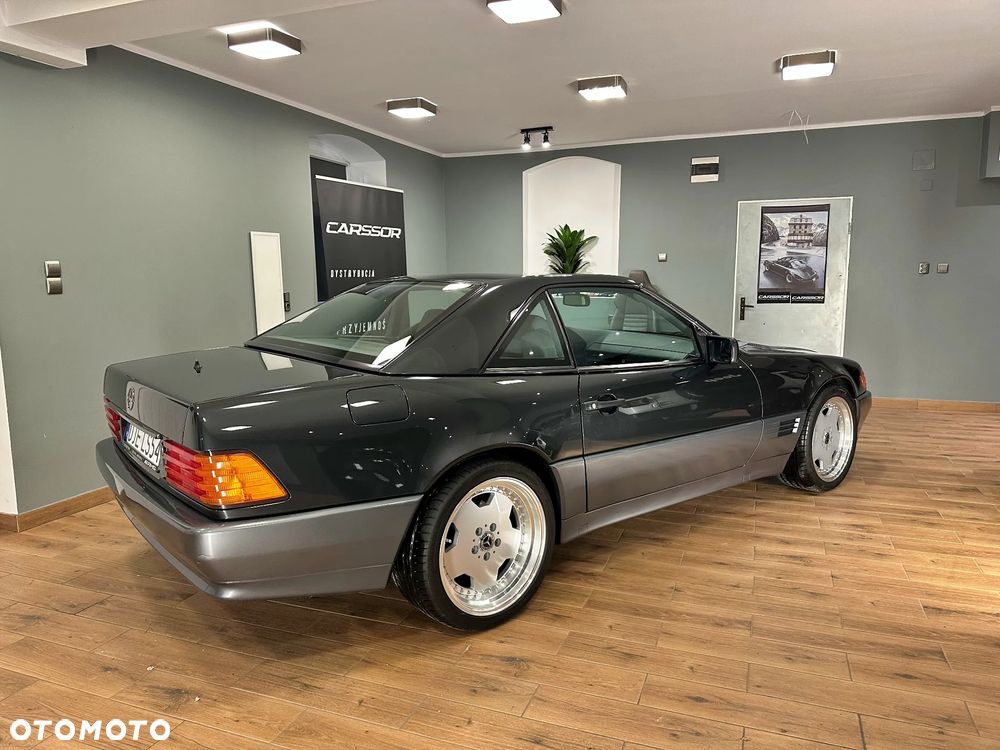 Mercedes-Benz SL - 11