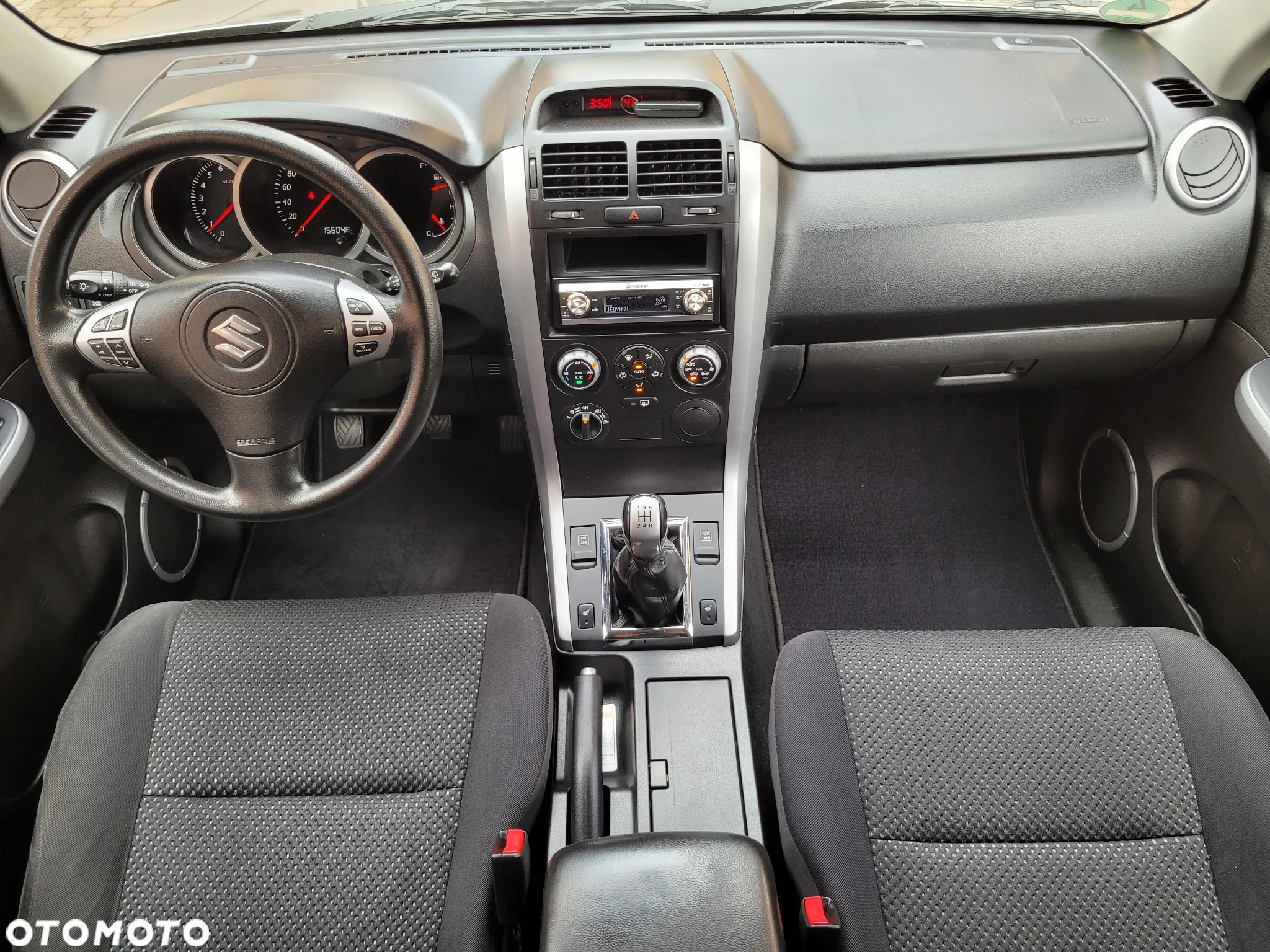 Suzuki Grand Vitara 2.0 Comfort + - 11