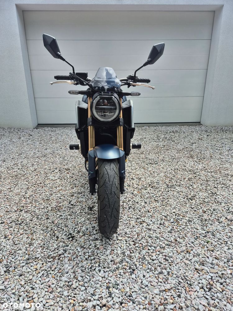Honda CB - 3