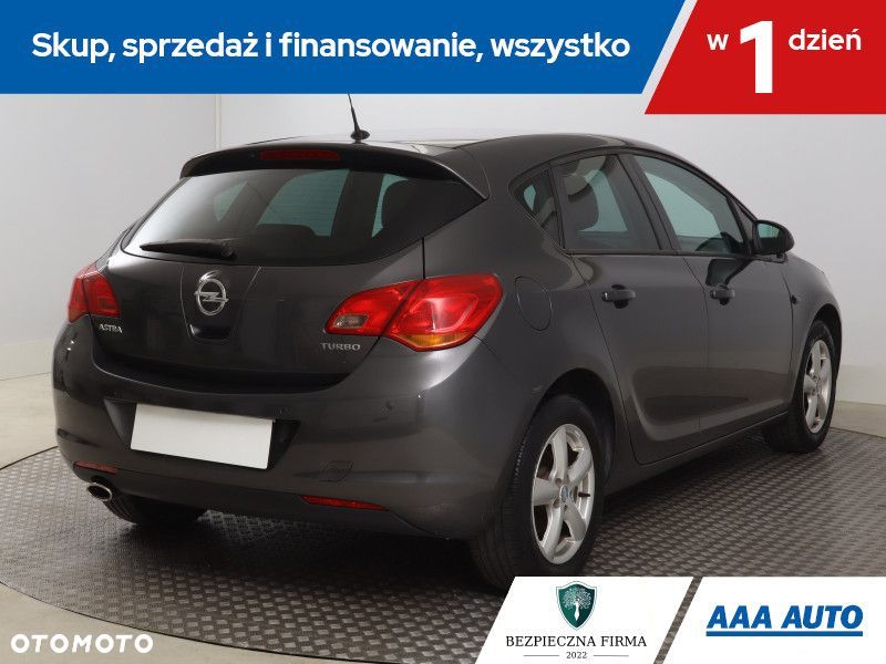Opel Astra - 7