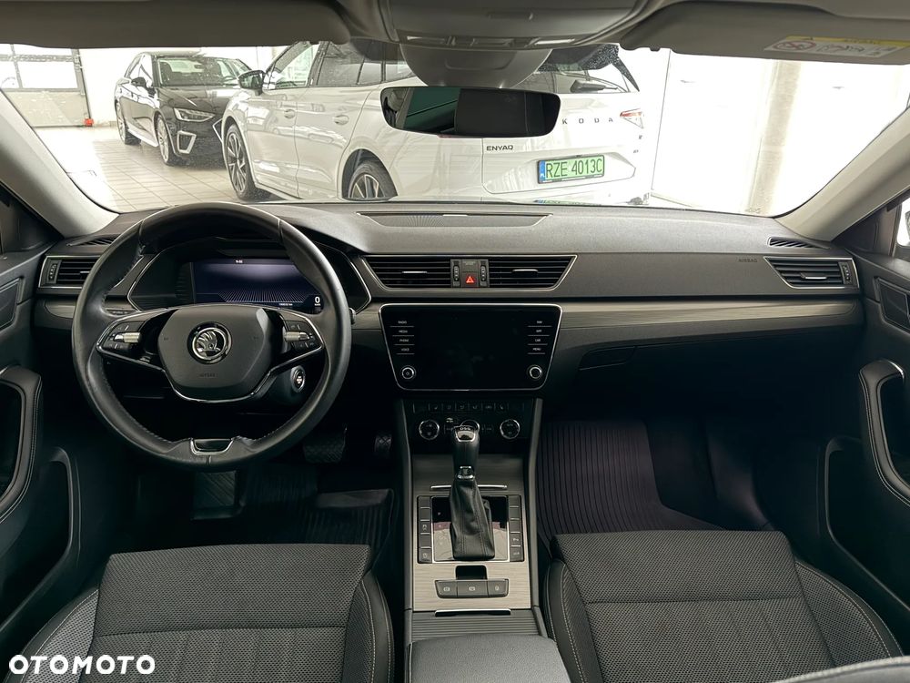 Skoda Superb 2.0 TSI Style DSG - 11