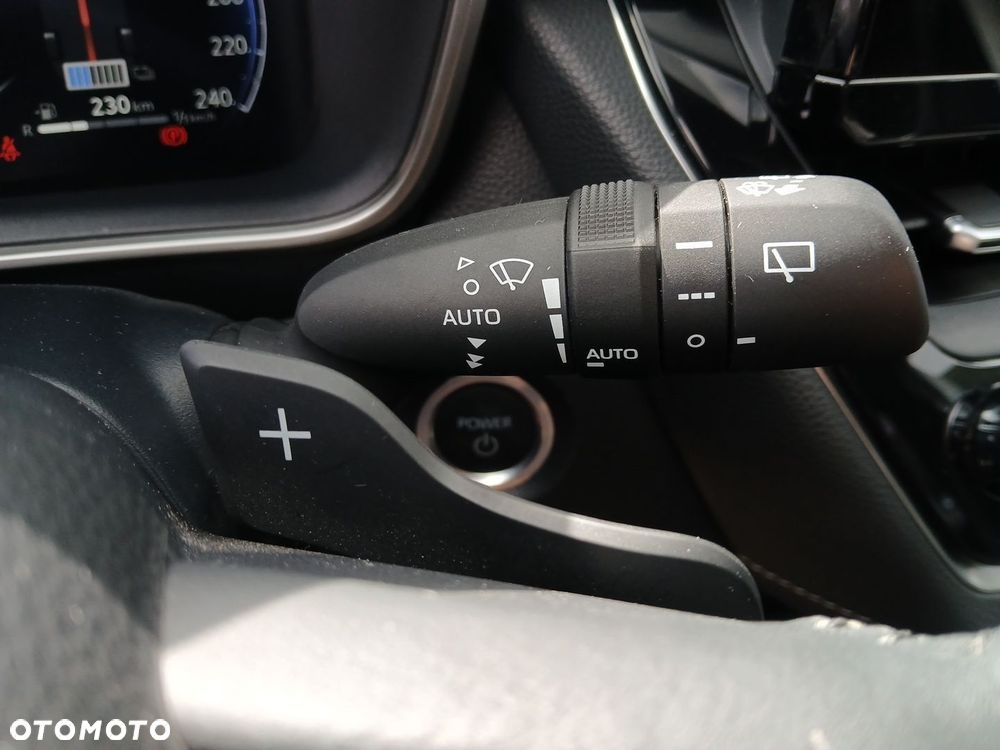 Toyota Corolla 2.0 Hybrid Comfort - 27