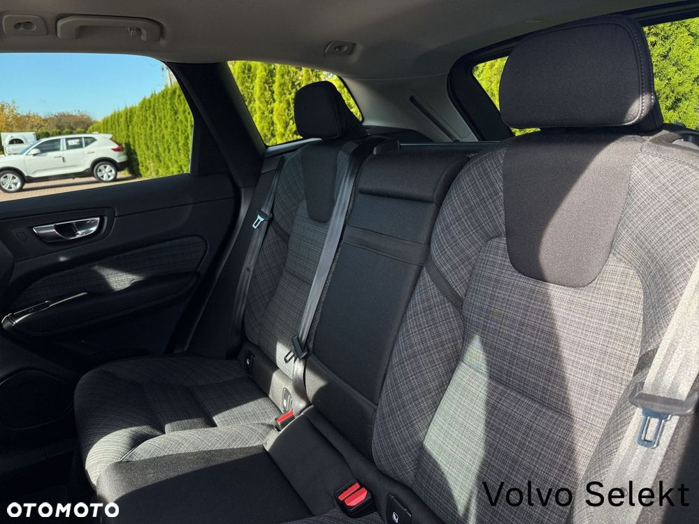 Volvo XC 60 B4 D Core - 14