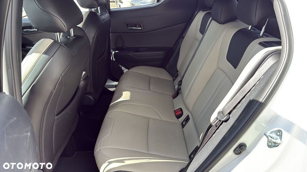 Toyota C-HR 1.8 Hybrid Executive - 12