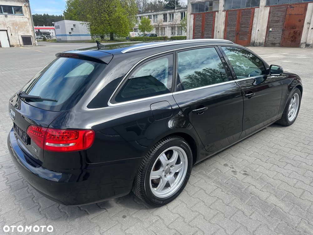 Audi A4 Avant - 15