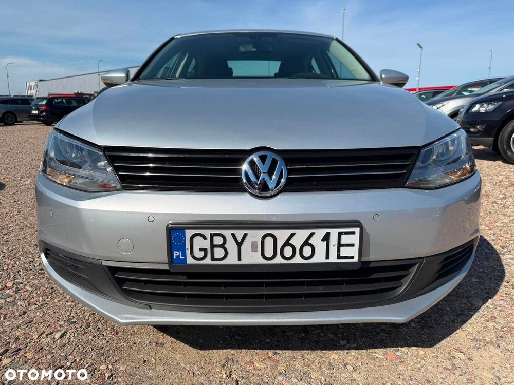 Volkswagen Jetta 1.6 TDI BMT Comfortline DSG - 1