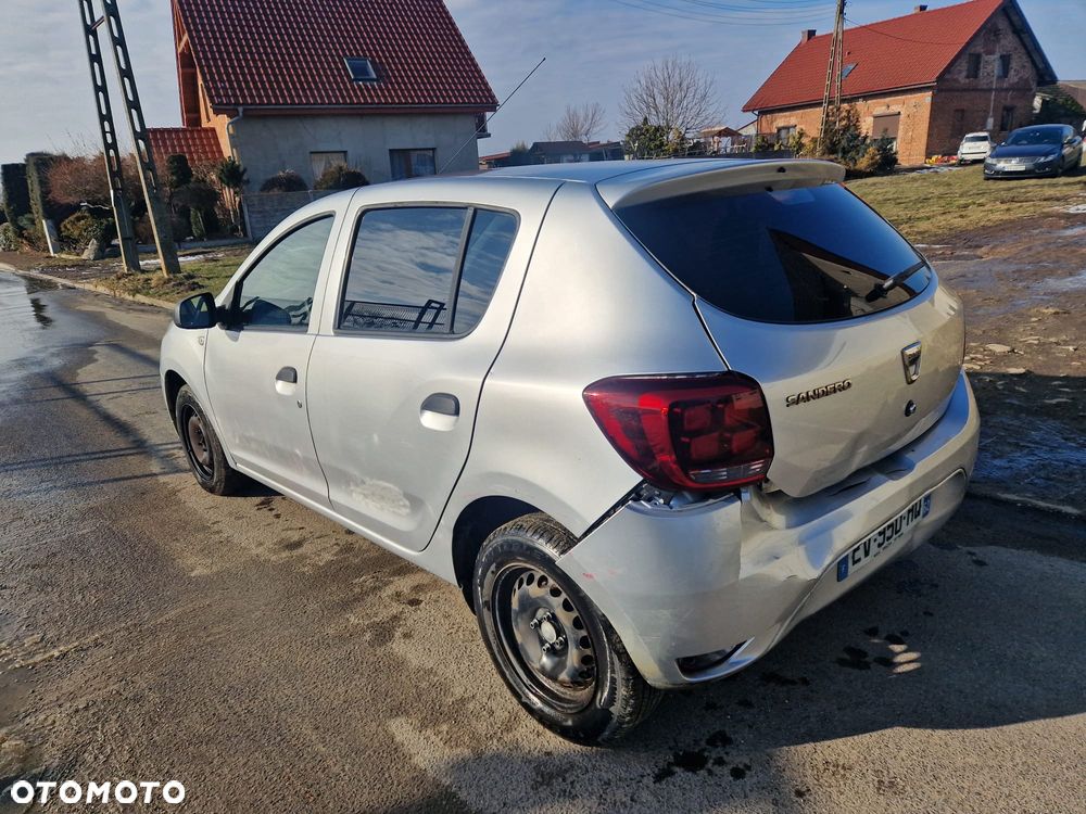 Dacia Sandero SCe 75 Comfort - 5