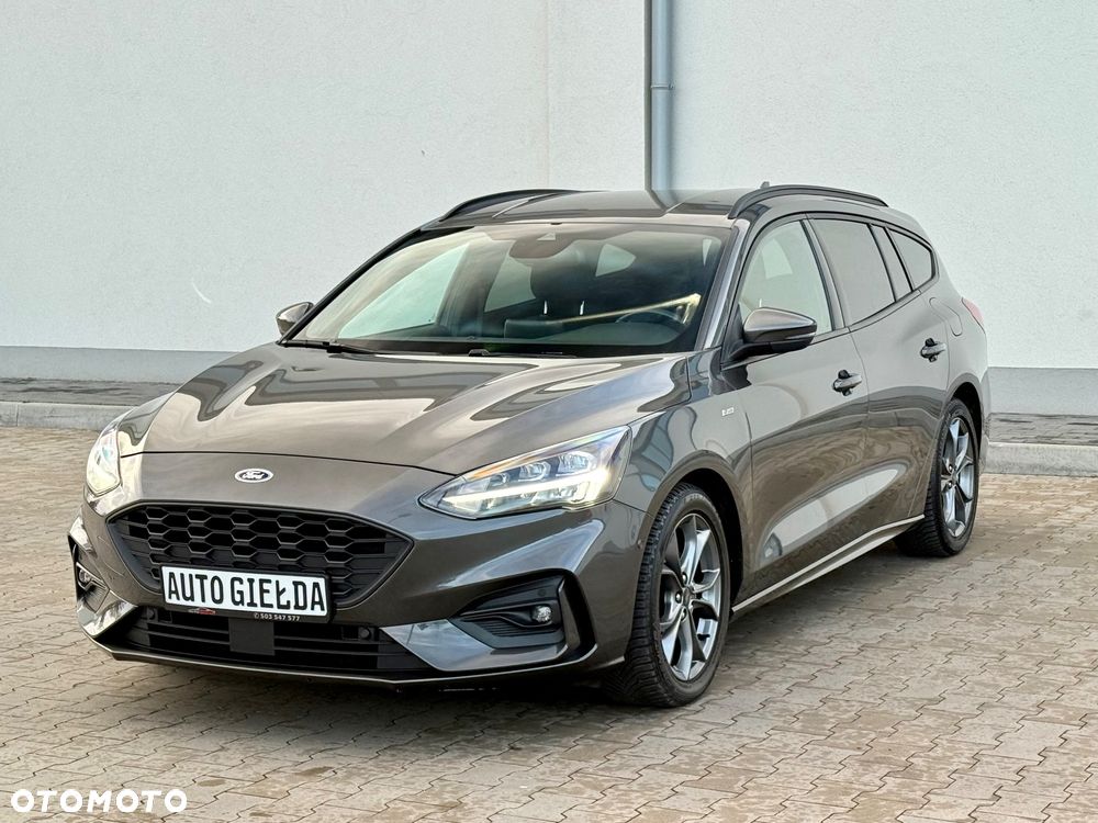 Ford Focus 1.5 EcoBlue Start-Stopp-System ST-LINE STYLE - 11