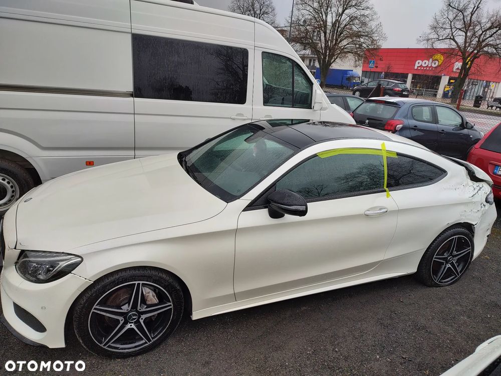 Mercedes-Benz Klasa C 200 4-Matic 9G-Tronic - 30