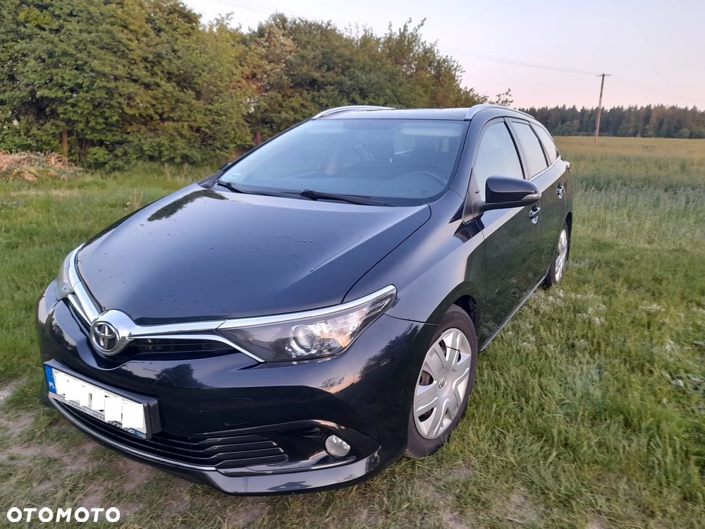 Toyota Auris 1.6 Premium MS - 6