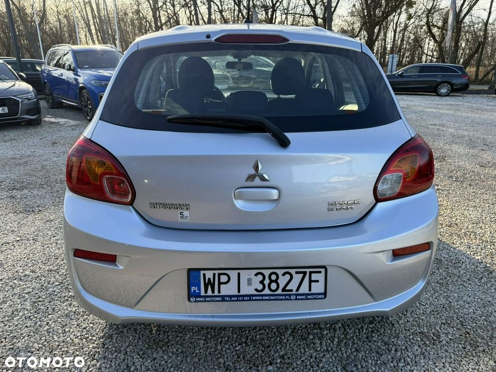 Mitsubishi Space Star - 10