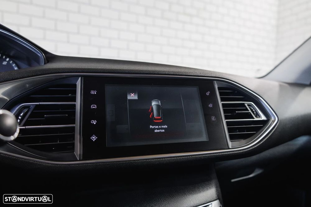 Peugeot 308 SW 1.6 BlueHDi Allure J17 - 24