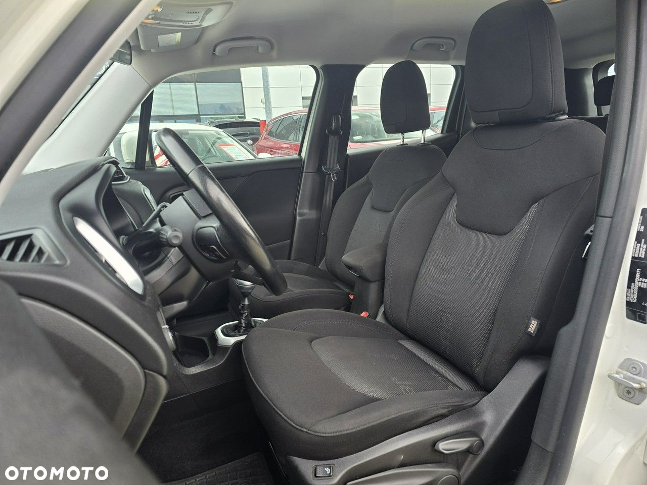 Jeep Renegade - 19