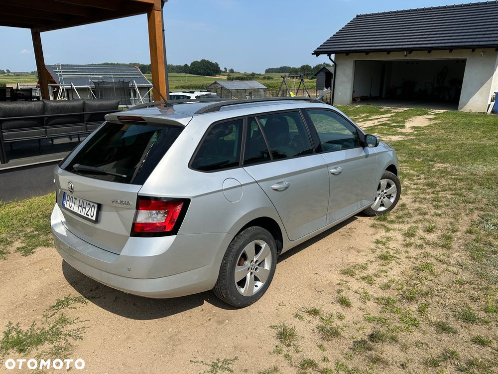Skoda Fabia 1.2 TSI Ambition - 6