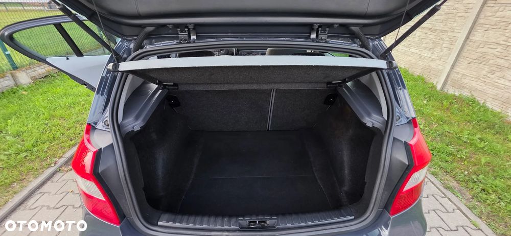 BMW Seria 1 118d DPF - 22