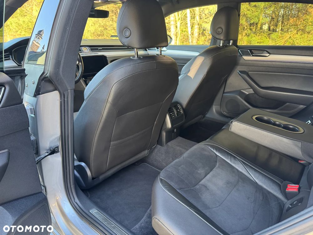 Volkswagen Arteon 2.0 TDI SCR R-Line DSG - 18