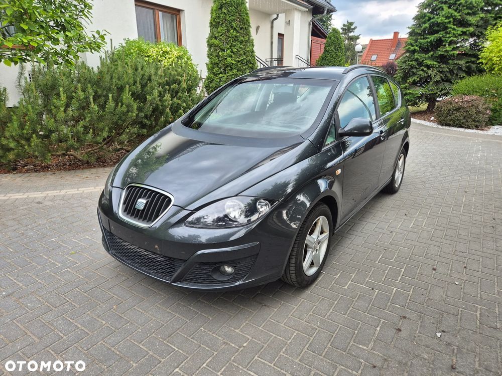Seat Altea XL 1.6 TDI DPF CR Ecomotive Style Copa - 2