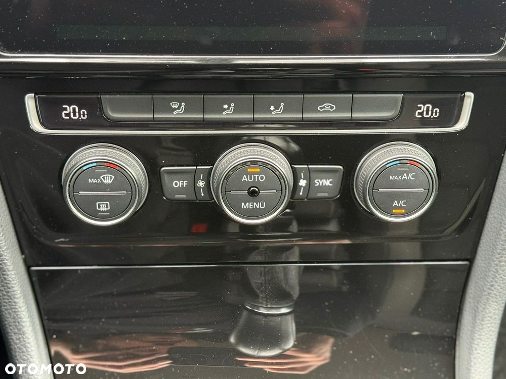 Volkswagen Golf 2.0 TDI (BlueMotion Technology) Highline - 29