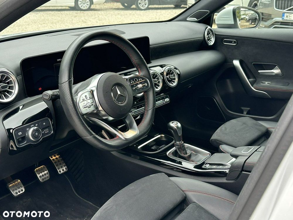 Mercedes-Benz Klasa A 200 d AMG Line - 12