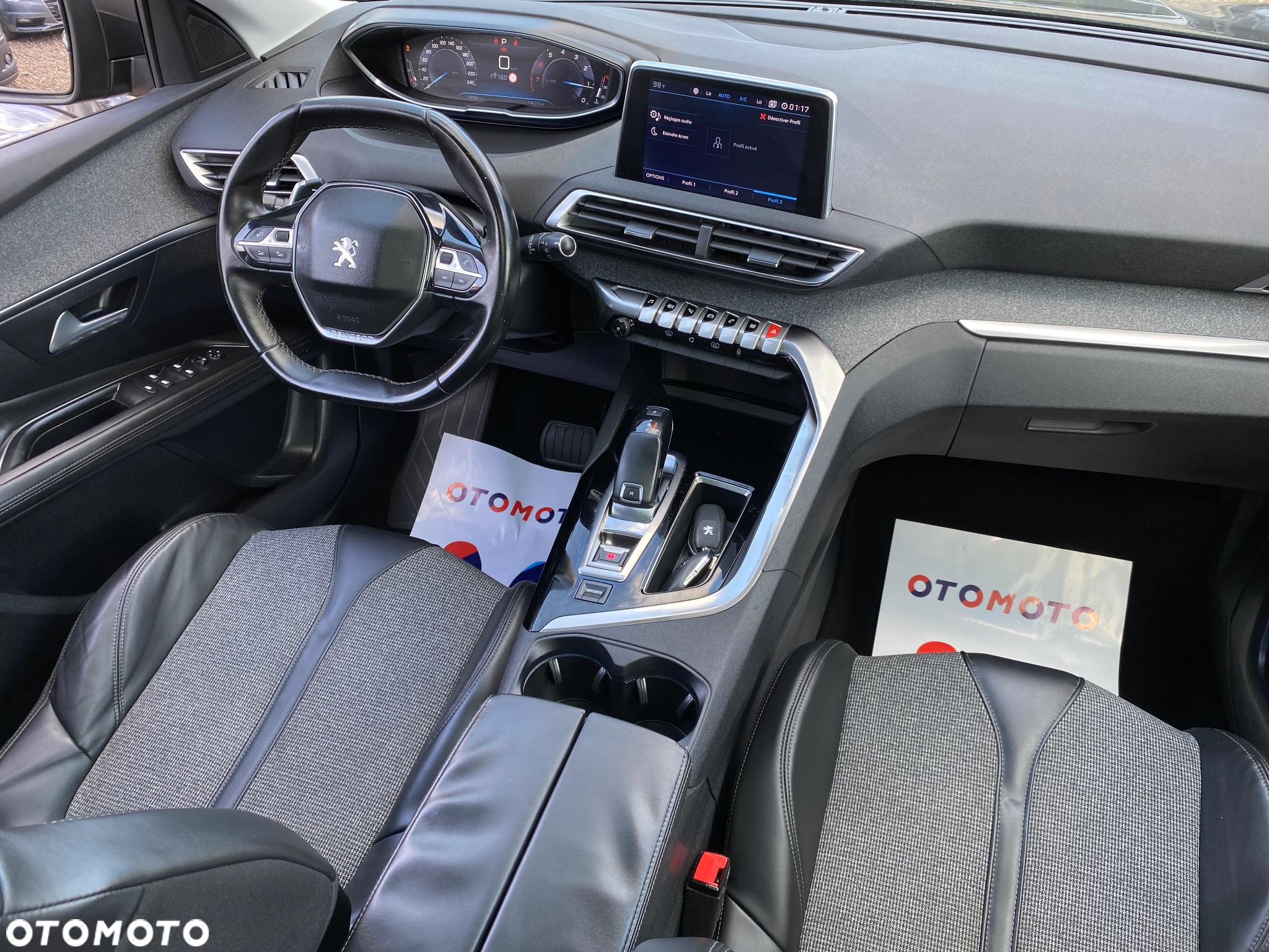 Peugeot 3008 1.6 PureTech GPF Allure S&S EAT8 - 8