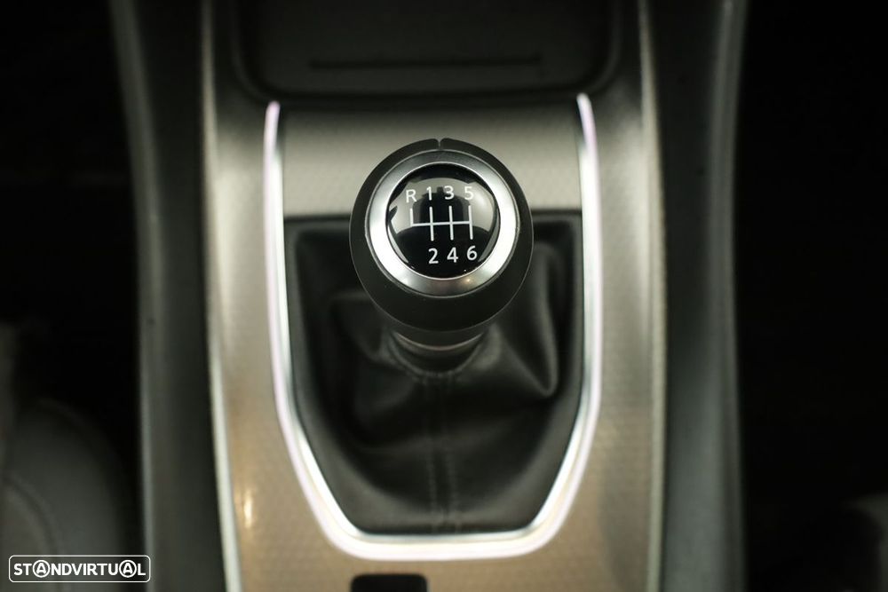 Nissan Qashqai - 12