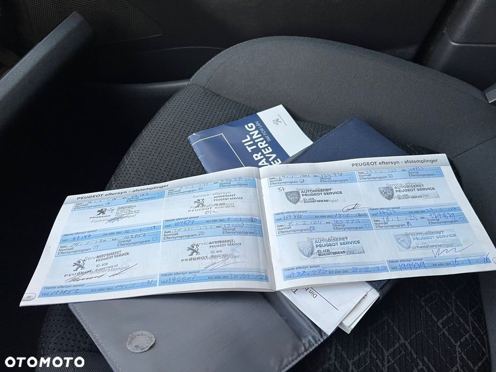 Peugeot 3008 HDi 115 Allure - 18