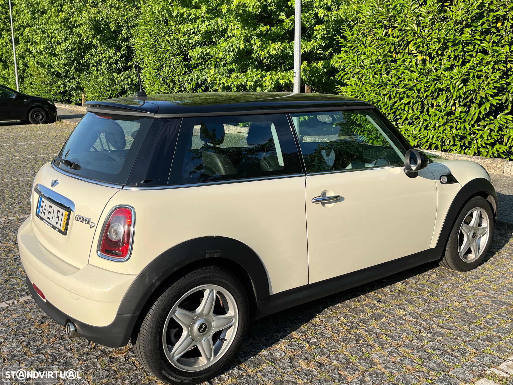 MINI 3 Portas Cooper D - 9