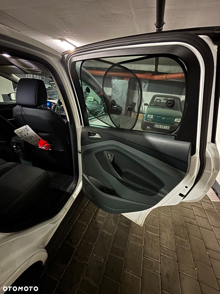 Ford C-MAX 2.0 TDCi Titanium MPS6 - 39