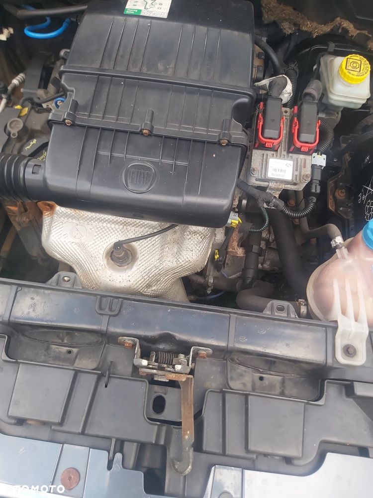 Fiat Punto Evo 1.4 8V Dynamic Start&Stop - 12
